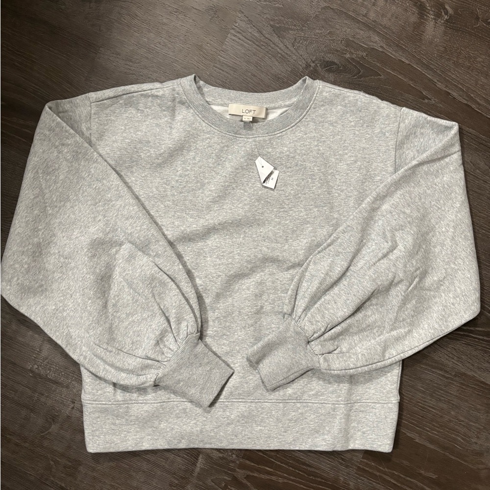 LOFT Light Gray Crewneck Women’s Sweater